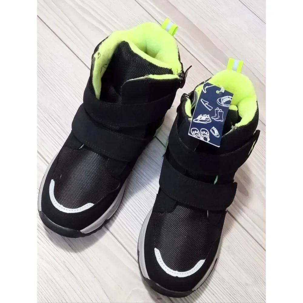 (5-4612)  K KomForme Winter Boots Sz 1